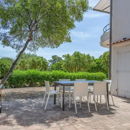 Vue Avec Piscine Privée Pour 4 Personnes Wifi Villa Saint Aygulf